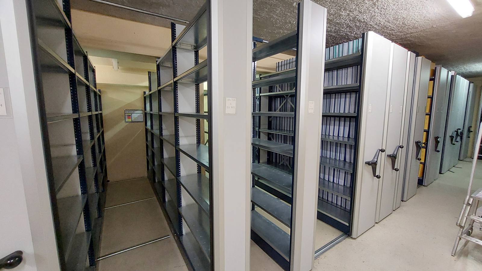 Rayonnages mobiles d'archivage sécurisé